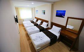 Istanbul Family Apartments 3*